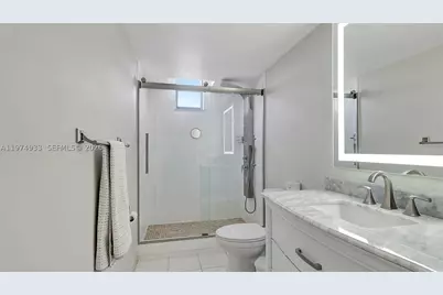 2500 Parkview #1914, Hallandale Beach, FL 33009 - Photo 16