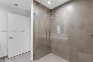 11 NE 6th, Miami, FL 33132 - Photo 14
