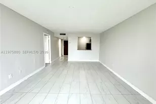 484 NW 165th St, Miami, FL 33169 - Photo 4