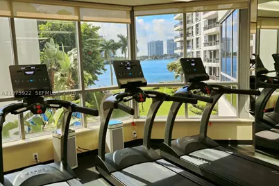 3530 Mystic Pointe #2807, Aventura, FL 33180 - Photo 58