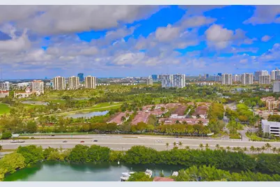 3530 Mystic Pointe #2807, Aventura, FL 33180 - Photo 10