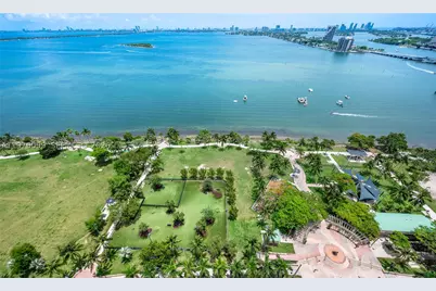 1800 N Bayshore #2503, Miami, FL 33132 - Photo 20