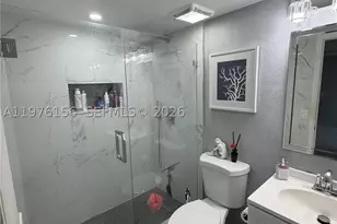 8408 NW 8th, Miami, FL 33126 - Photo 32