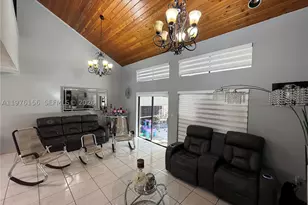 8408 NW 8th, Miami, FL 33126 - Photo 10