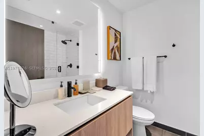 398 NE 5th #PH 4701, Miami, FL 33132 - Photo 28