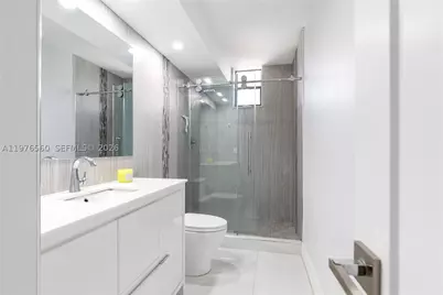 2500 Parkview #1121, Hallandale Beach, FL 33009 - Photo 32
