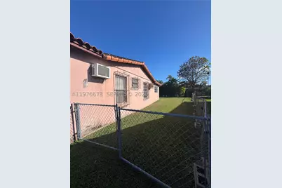 10730 SW 66th, Miami, FL 33173 - Photo 4