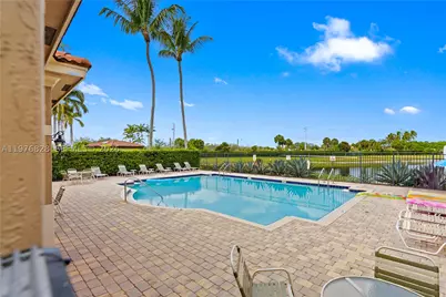 4301 Macarthur Palm, Greenacres, FL 33463 - Photo 32