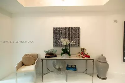 851 NE 1st #811, Miami, FL 33132 - Photo 4