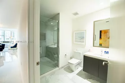851 NE 1st #811, Miami, FL 33132 - Photo 12