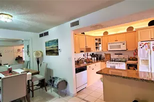 20025 NE 3rd, Miami, FL 33179 - Photo 4