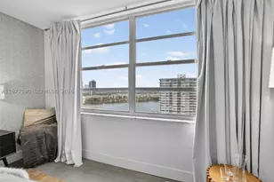 2780 NE 183rd, Aventura, FL 33160 - Photo 30