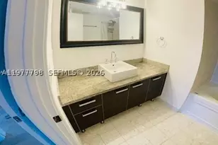 185 SW 7th, Miami, FL 33130 - Photo 10