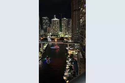 185 SW 7th #1605, Miami, FL 33130 - Photo 22