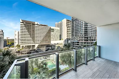 88 SW 7th #806, Miami, FL 33130 - Photo 12