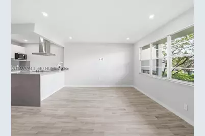301 SW 135th #108C, Pembroke Pines, FL 33027 - Photo 8