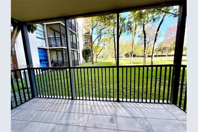 3301 N Country Club #106, Aventura, FL 33180 - Photo 16