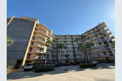 3301 N Country Club #106, Aventura, FL 33180 - Photo 18