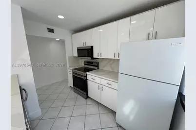1308 Drexel #103, Miami Beach, FL 33139 - Photo 10