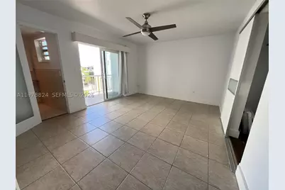 1340 Lincoln #705, Miami Beach, FL 33139 - Photo 4
