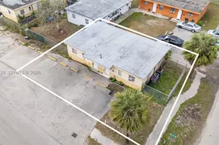 1101 SW 2nd, Homestead, FL 33030 - Photo 2