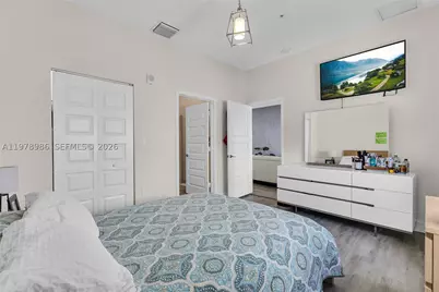 7925 NW 104th #28, Doral, FL 33178 - Photo 22