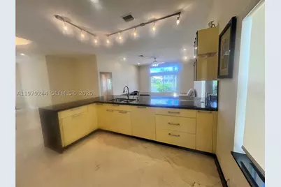 803 Vista Meadows, Weston, FL 33327 - Photo 16