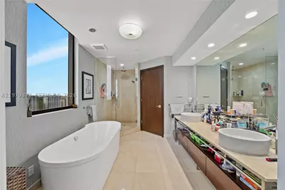 16275 Collins #2101, Sunny Isles Beach, FL 33160 - Photo 20