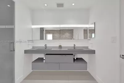 2301 NE 196th, Miami, FL 33180 - Photo 32