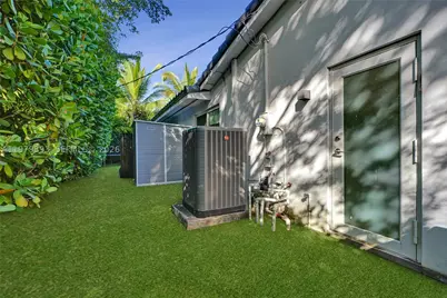 2301 NE 196th, Miami, FL 33180 - Photo 60