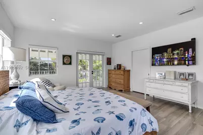 707 W 54th, Miami Beach, FL 33140 - Photo 22