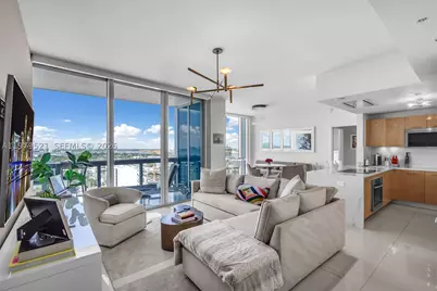 6899 Collins #2403, Miami Beach, FL 33141 - Photo 8
