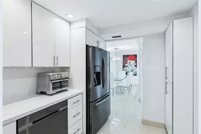 20379 W Country Club #1436, Aventura, FL 33180 - Photo 10
