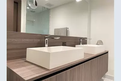1000 Brickell #3807, Miami, FL 33131 - Photo 14
