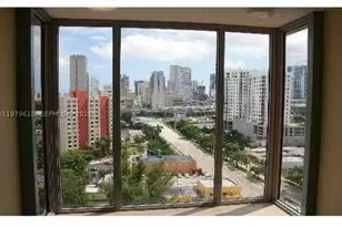 36 NW 6th, Miami, FL 33128 - Photo 2