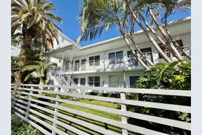 2445 Lake Pancoast #7, Miami Beach, FL 33140 - Photo 2
