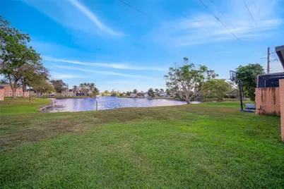 1451 NW 92nd #191, Pembroke Pines, FL 33024 - Photo 22