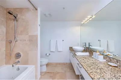 41 SE 5th #1508, Miami, FL 33131 - Photo 16
