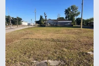 610 NW Phosphate, Mulberry, FL 33860 - Photo 4