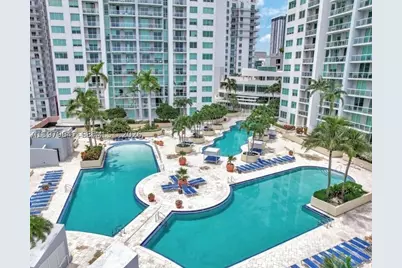 244 Biscayne #440, Miami, FL 33132 - Photo 2