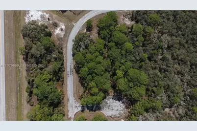 500 Caribbean, Poinciana, FL 34759 - Photo 14