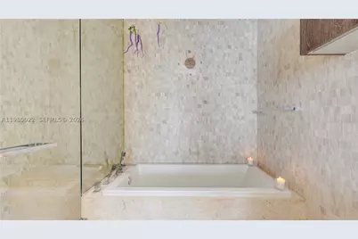 88 SW 7th #2706, Miami, FL 33130 - Photo 30