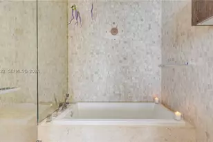 88 SW 7th, Miami, FL 33130 - Photo 30