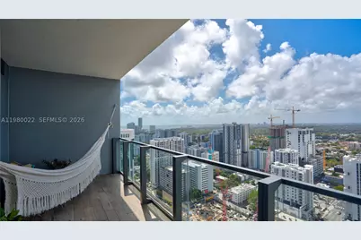 88 SW 7th #2706, Miami, FL 33130 - Photo 6