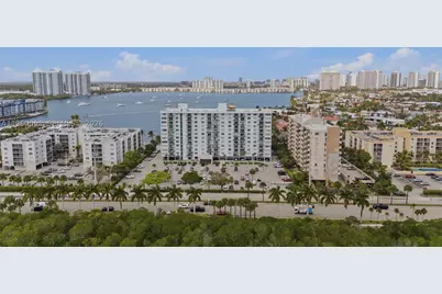 2841 NE 163rd #802, North Miami Beach, FL 33160 - Photo 34