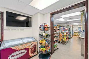 500 Bayview, Sunny Isles Beach, FL 33160 - Photo 34