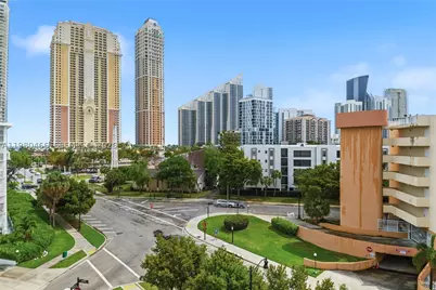 17801 N Bay #614, Sunny Isles Beach, FL 33160 - Photo 28