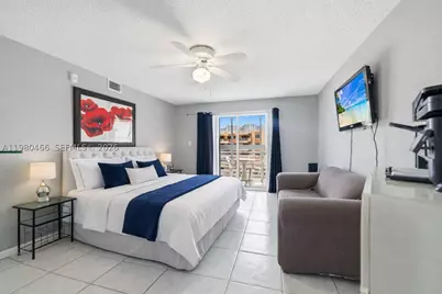 17801 N Bay #614, Sunny Isles Beach, FL 33160 - Photo 24