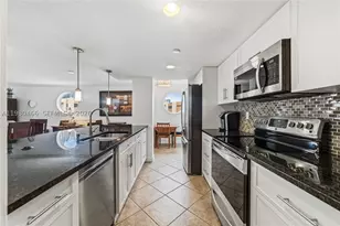 17801 N Bay, Sunny Isles Beach, FL 33160 - Photo 12