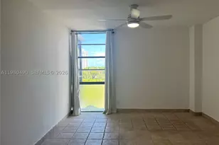 3475 N Country Club, Aventura, FL 33180 - Photo 12